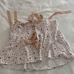 Chic White Floral Sleeveless Blouse